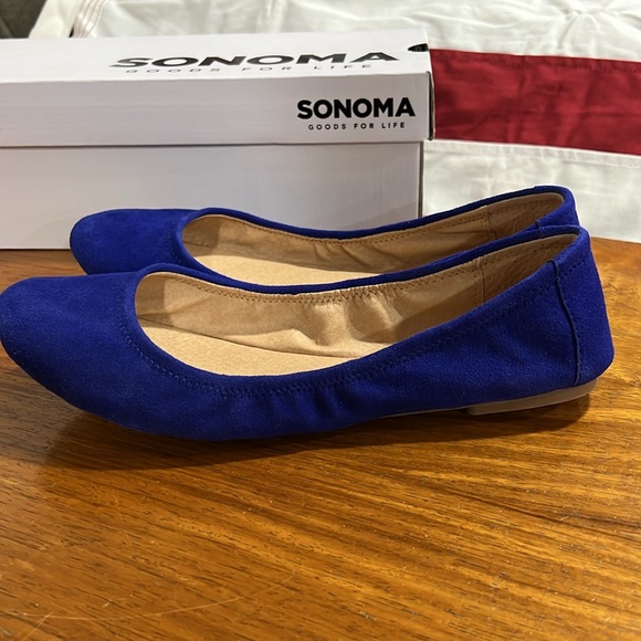 Flats or slip on shoes from Sonoma - Picture 4 of 8
